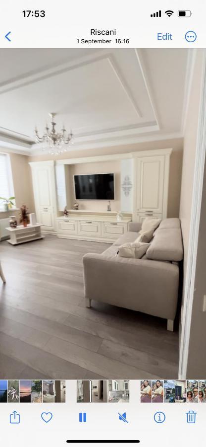 Apartament In The Center Of Kischinau Exterior foto